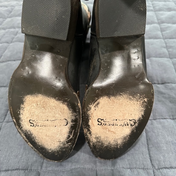 Floral Embroidered Heeled Boots - Picture 6 of 8